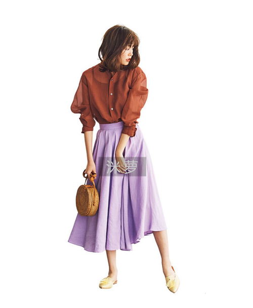 一条裙子十九变，解锁穿搭新灵感 时尚并非衣物短缺，而是巧思匮乏